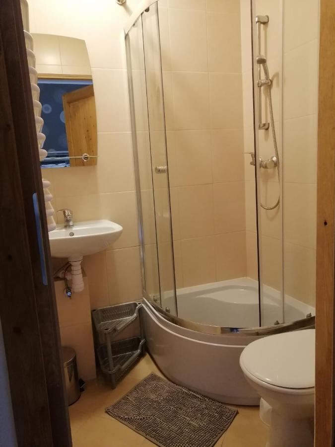 Pokoje Goscinne Przy Lesie Pobiedna Room photo